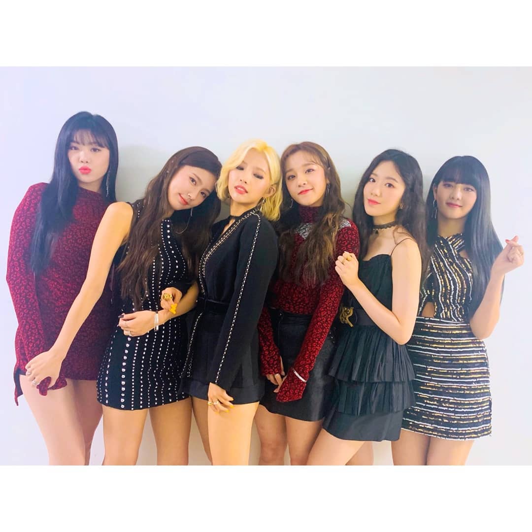 [新闻]190825 2019 K-WORLD FESTA 闭幕演出，和奶味蓝们在一起的幸福的夜晚