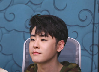 [新闻]210812 面试官张老师今晚继续上线！今晚九点张云雷直播面试鼓曲社考生